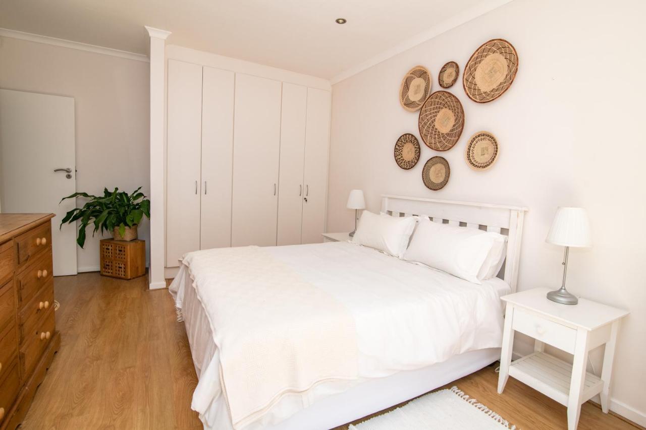 קייפטאון Camps Bay Guest Suite With Private Pool מראה חיצוני תמונה
