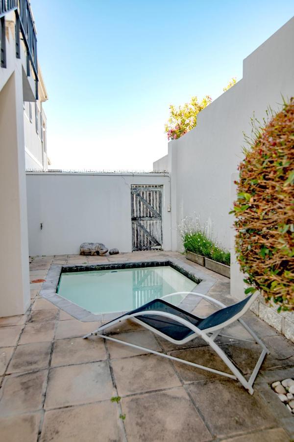 קייפטאון Camps Bay Guest Suite With Private Pool מראה חיצוני תמונה